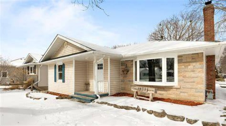 3375 Menno St., Vineland, ON Jesse Mason Royal LePage NRC Realty