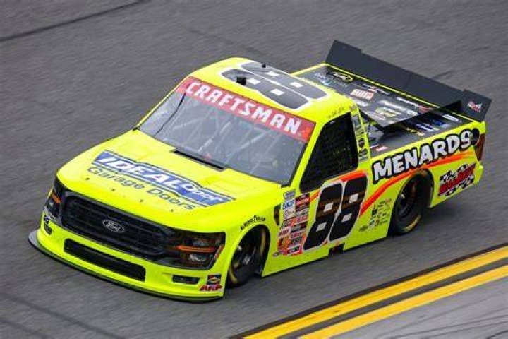 88 Matt Crafton, ThorSport Racing, Ford F150 Ideal Door/Menards