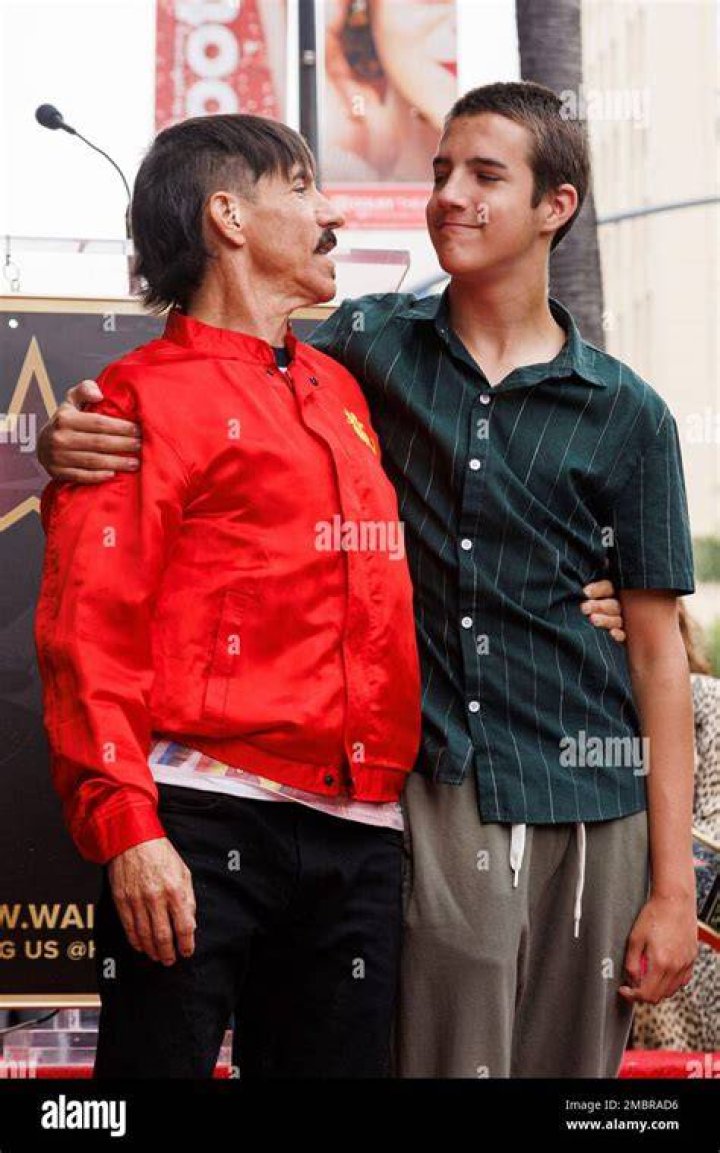Anthony Kiedis And Son Stroll Through London Celeb Baby Laundry