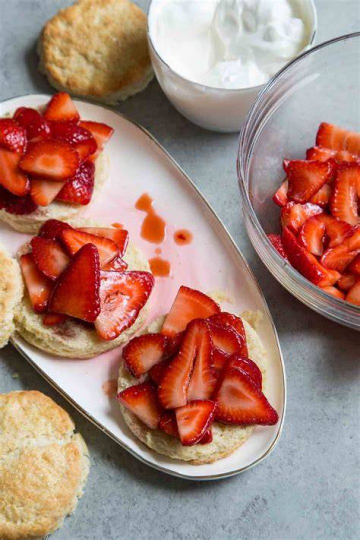 Balsamic Strawberry Shortcake The Little Epicurean