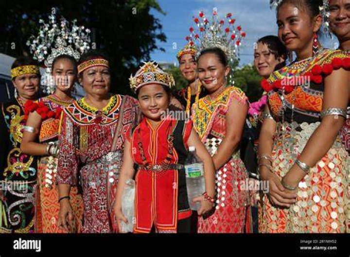Borneo People Borneo Tribes People