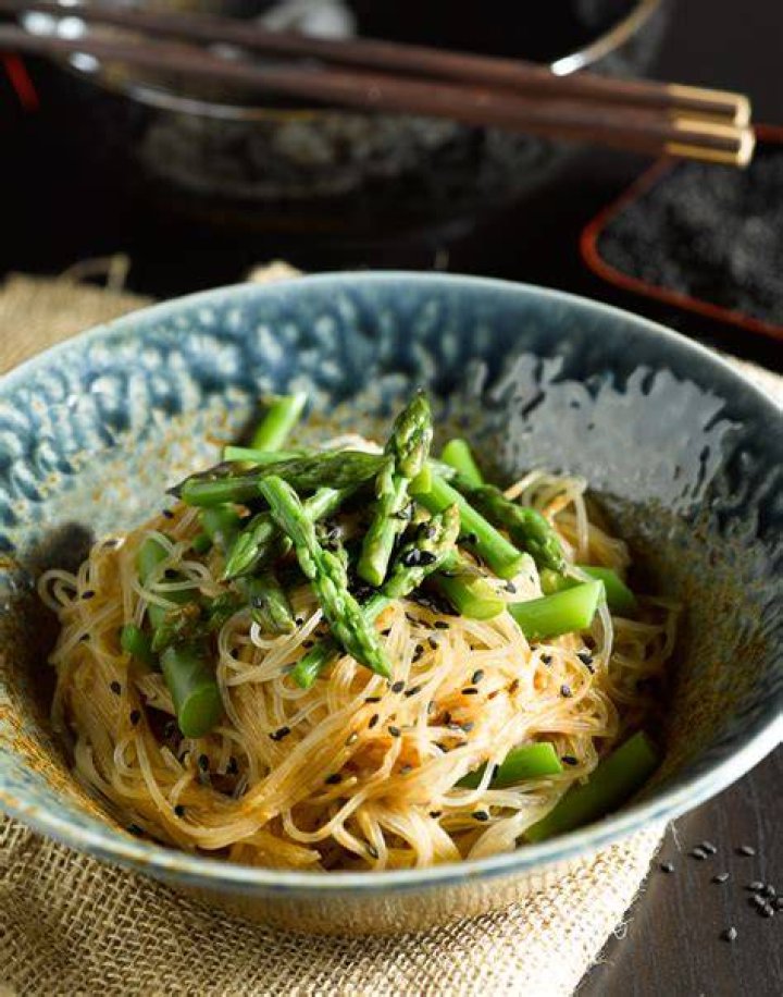 Cellophane Noodles with Ginger Peanut Sauce St. Louis Photographer