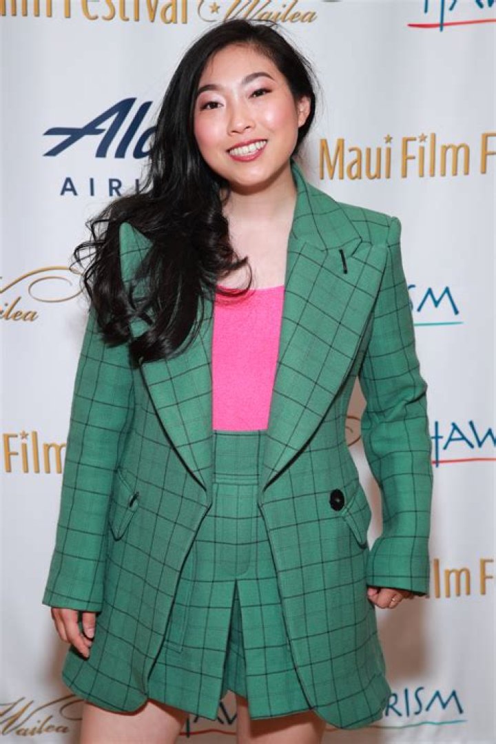 Discover Aquafina Actress' Staggering Net Worth