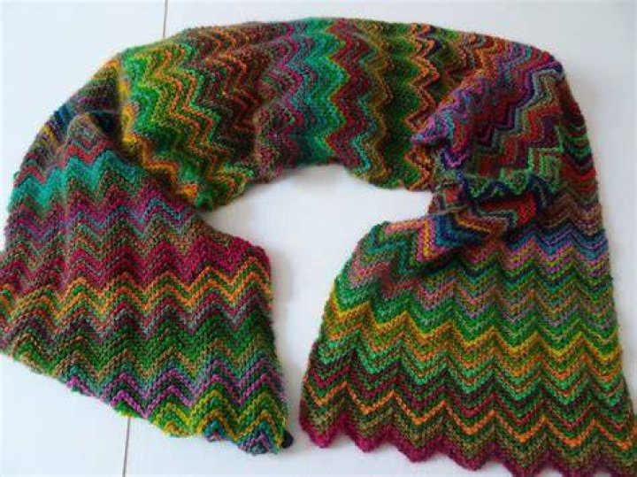 Echarpe Zigzag version Francine Darling Rainbow 306 Le blog de l