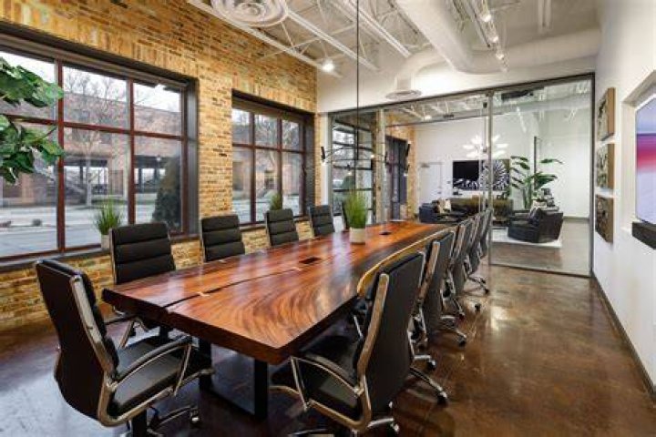 Encore Bank renames conference room in Rogers to honor late executive