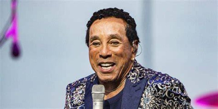 Farjam News Smokey Robinson reveals 'debilitating' COVID battle 'I