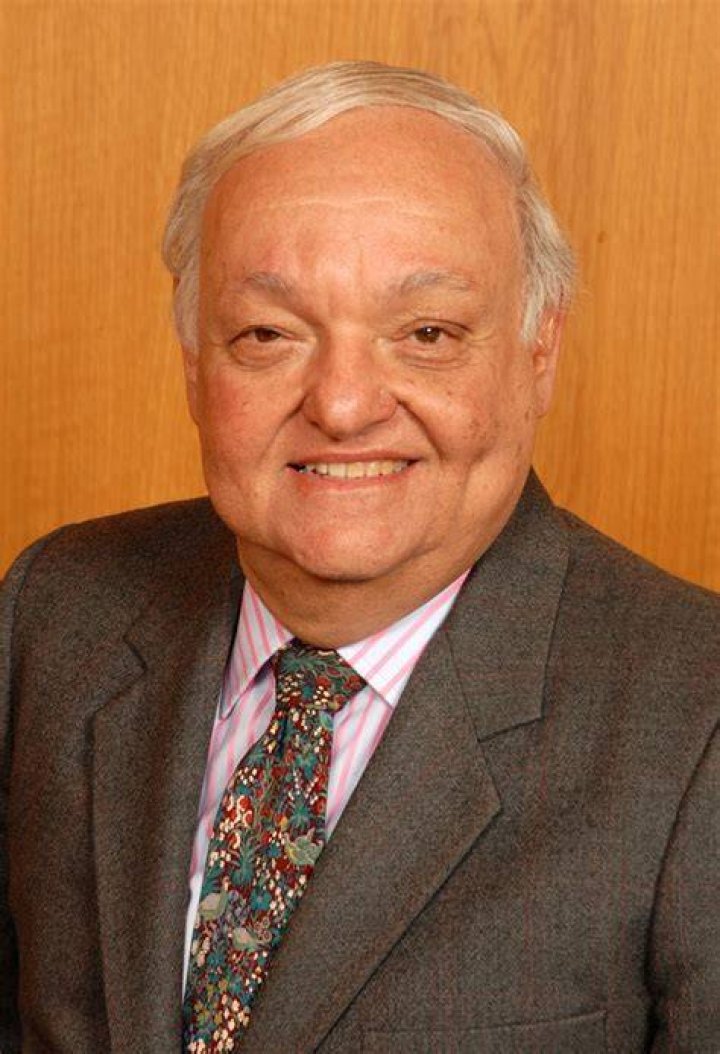 Frank Macchiarola, former New York City schools chancellor, dead at 71