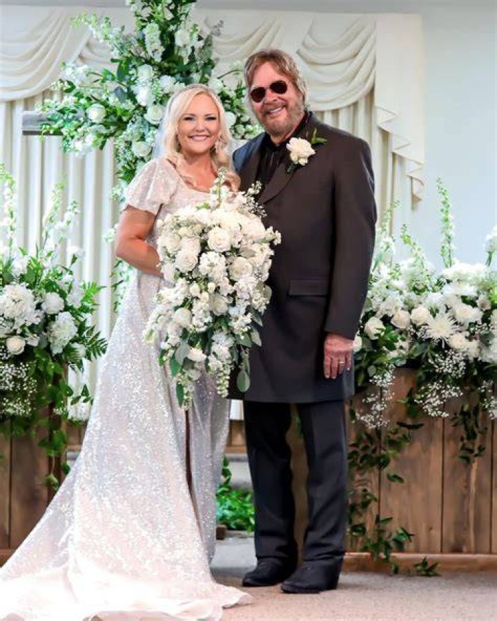 Hank Williams Jr Net Worth, Bio & Wiki, Age, Height