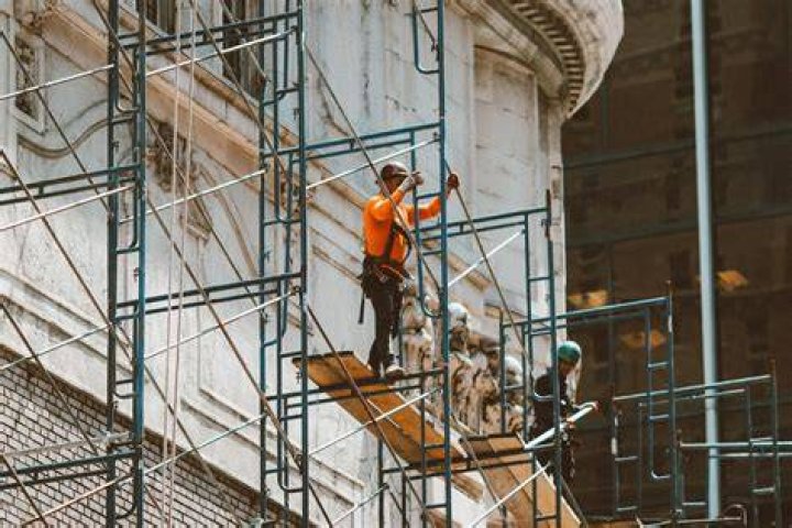 Is it Illegal to Climb Buildings Web News 21