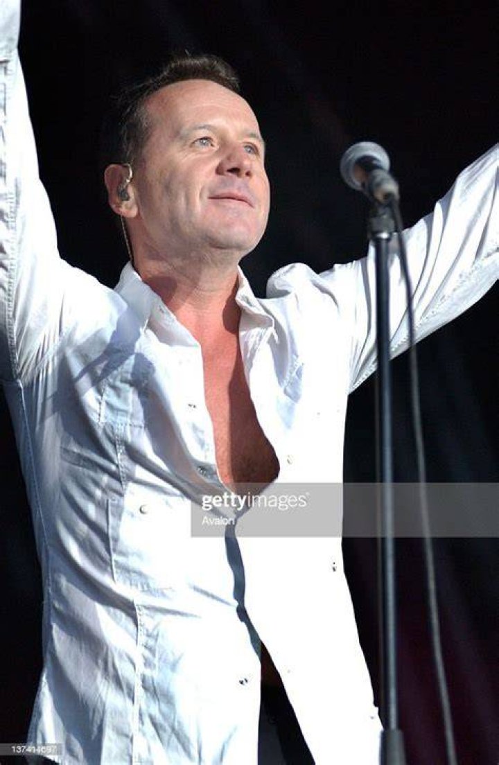 Jim Kerr's Instagram, Twitter & Facebook on IDCrawl