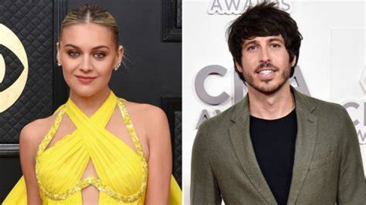Kelsea Ballerini Shades Evans in &lsquo;SNL&rsquo; Performance Life & Style
