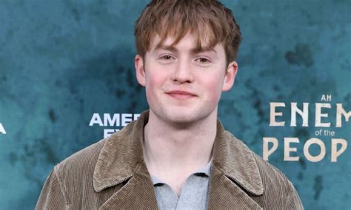 Kit Connor Is Tired of the Lack of Bi Representation on Screen Them