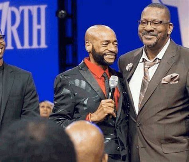 Late America Eddie Long buried in 100k casket Sky Scoop