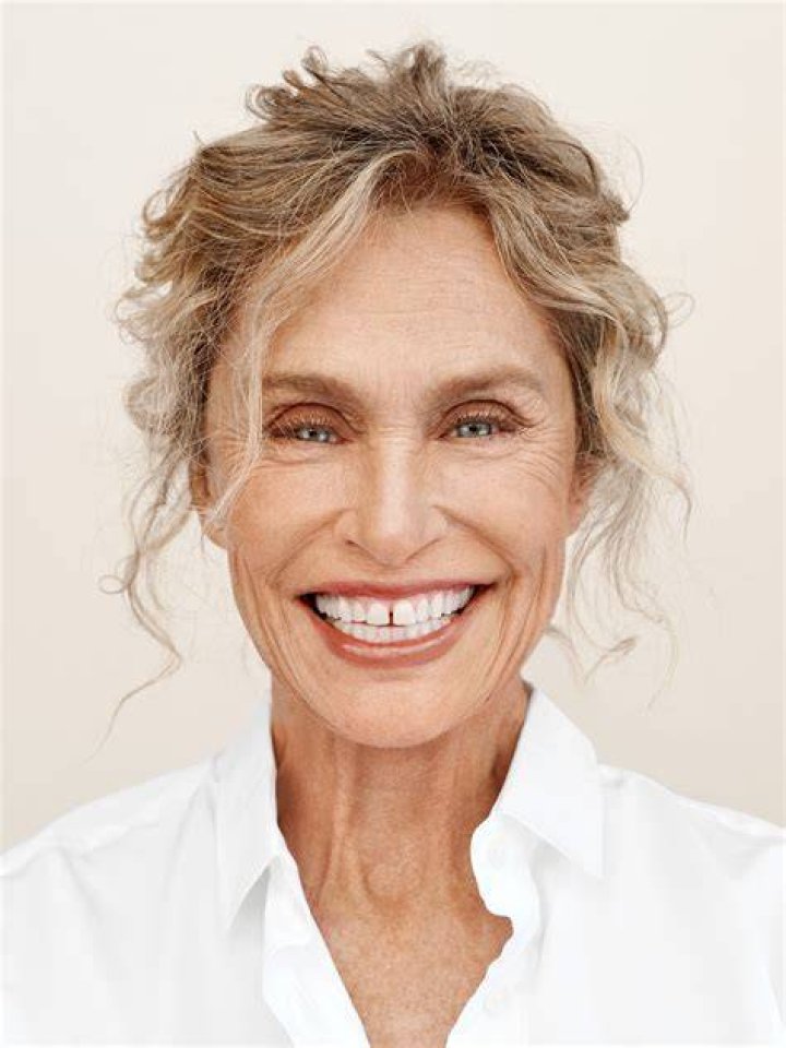 Lauren Hutton Jokes a 'Good Man' Is Her No. 1 Beauty Tip