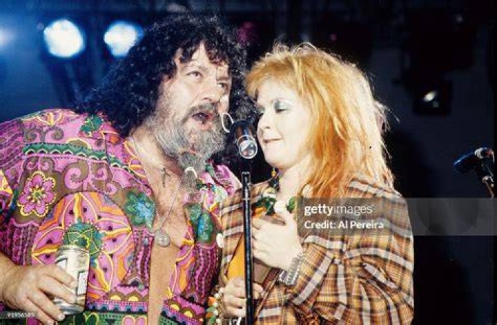Lou Albano Cyndi Lauper