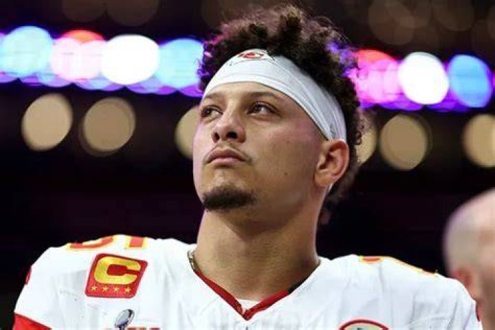 Mahomes apologizes for Sunday's behavior The Football Beat