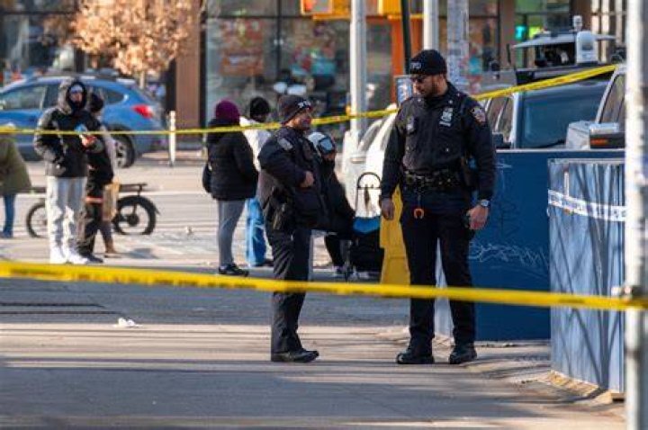 Man Fatally Stabbed Teen As Train Rolled Into Park Slope Station Cops