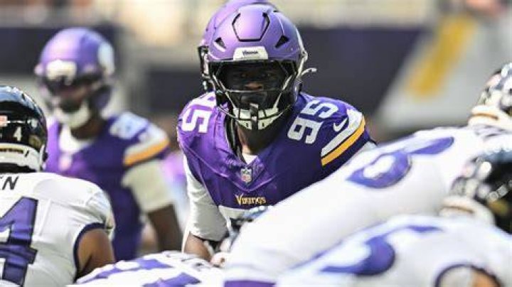 Minnesota Vikings' Camryn Bynum Marries in 'Intimate' Beachside