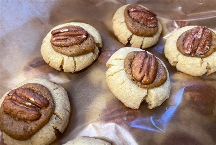 Pecan Thumbprints Bon App&eacute;tit