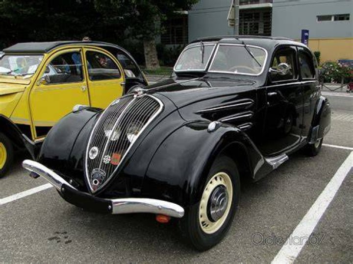 Peugeot 302 Klassiekerweb