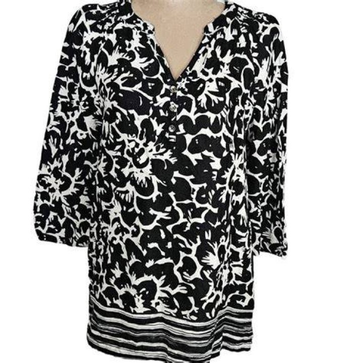 Rafaella White Tunic (Medium) Depop