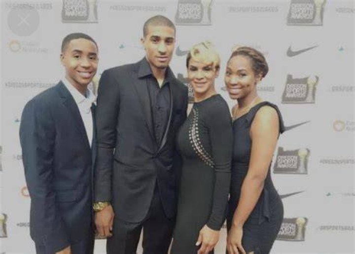 Raquel Payton Childs Gary Payton II Foundation