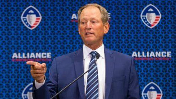 Rick Neuheisel joins Alliance of American Football coaching ranks