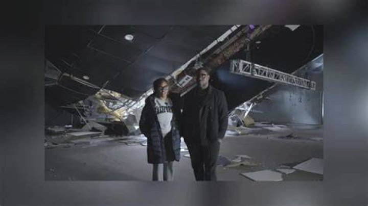 Roof collapse destroys the North Olmsted Pinball Shoppe YouTube
