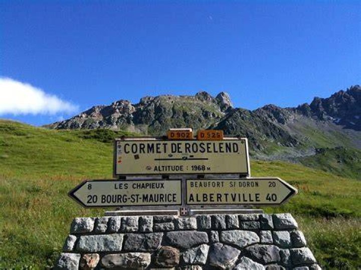 Route du Cormet de Roselend Montagne Lacs Lac de Roselend
