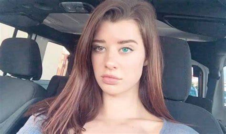 Sarah Mcdaniel Model Instagram / Sarah mcdaniel was born on july 30