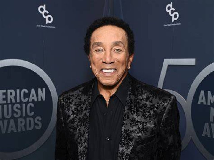 Smokey Robinson Age, Bio, Birthday, Family, Net Worth National Today