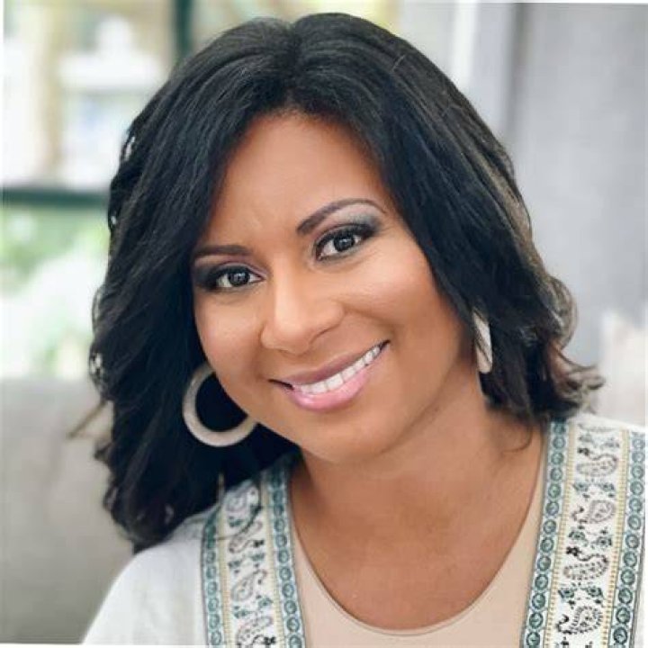 Superb Woman Ashley Moss I Messenger