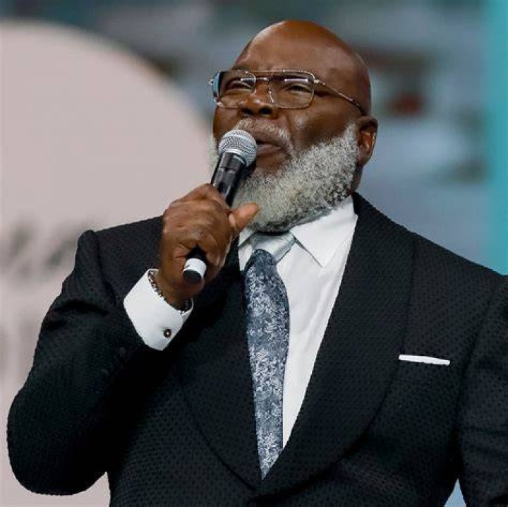 T.D. Jakes' Daughter, Sarah Henson, Divorcing NFL'er Husband