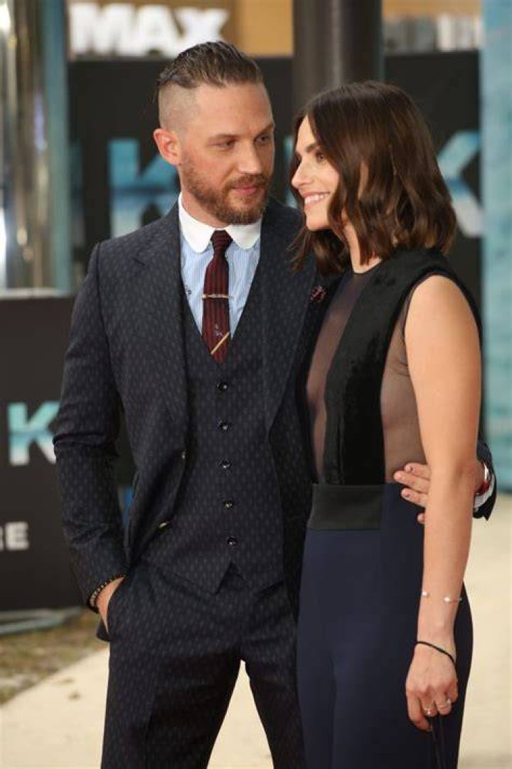 Tom Hardy makes 1st red carpet appearance since tragic family loss OK