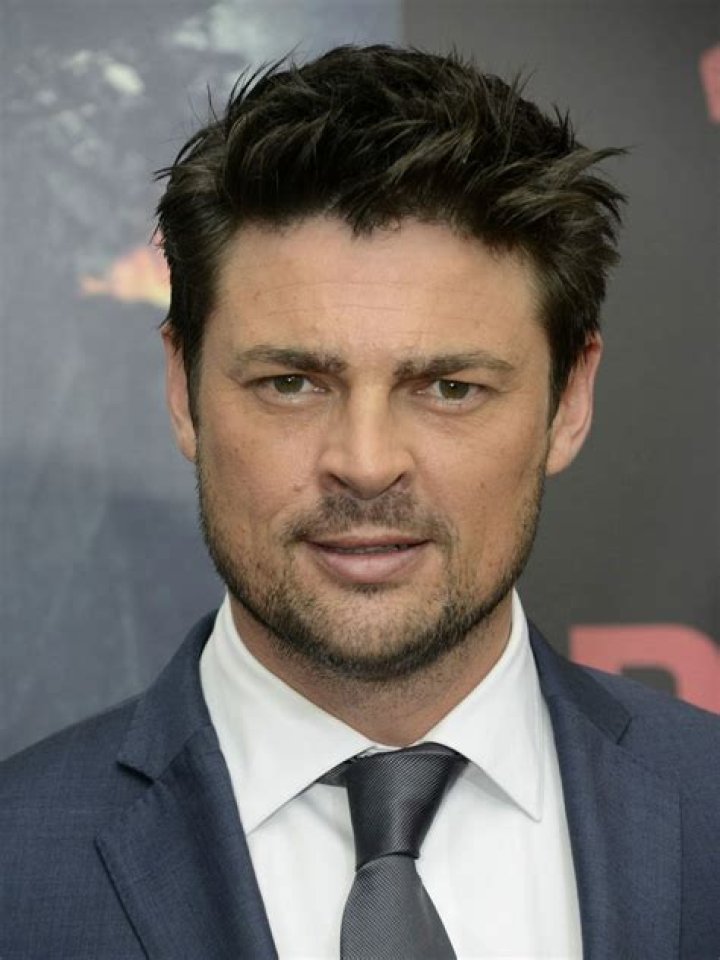 What is Karl Urban's Net Worth? Celebrty