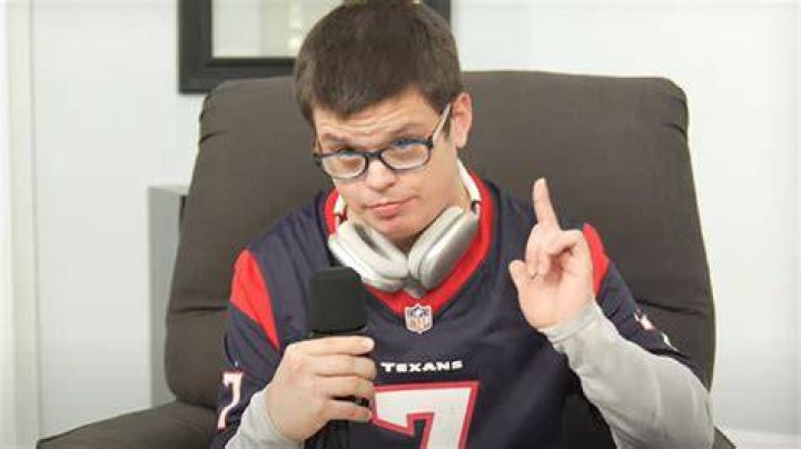 Who Is Sketch? The Viral Twitch Streamer Behind The 'What's Up Brothers