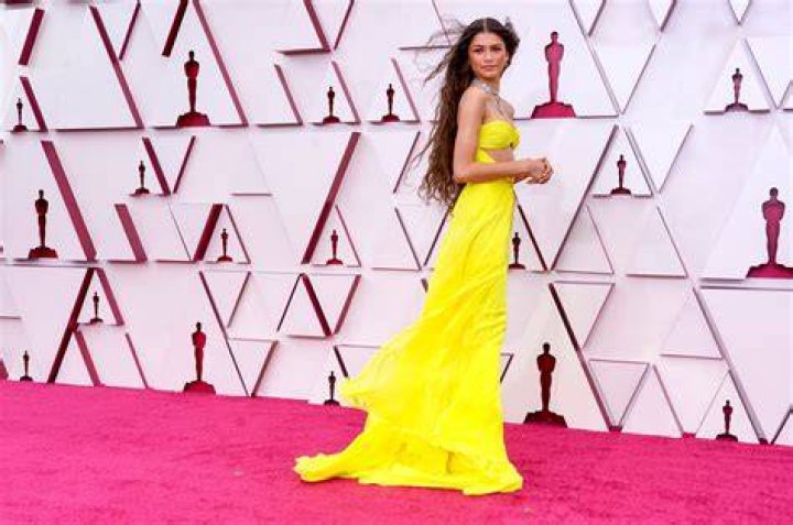 Zendaya’s Knockout Oscars Look Was a Playful Nod to Cher Vogue